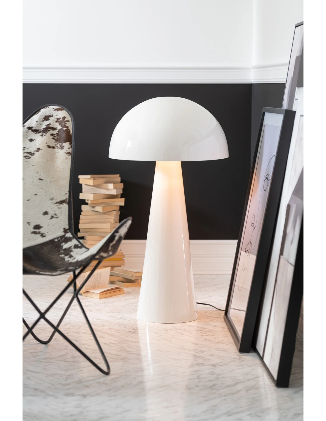 Chaise Longue En Peau De Vache/métal Blanc/noir 7 Chaise Longue En Peau De Vache/métal Blanc/noir – Image 7