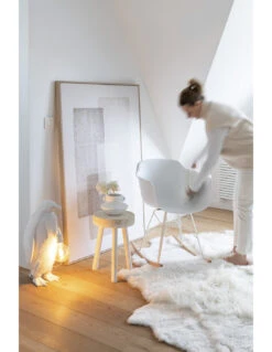 Lampe De Table Pingouin En Résine Blanche Petite -Magasin De Meubles De Qualité lampe de table pingouin en resine blanche petite 4