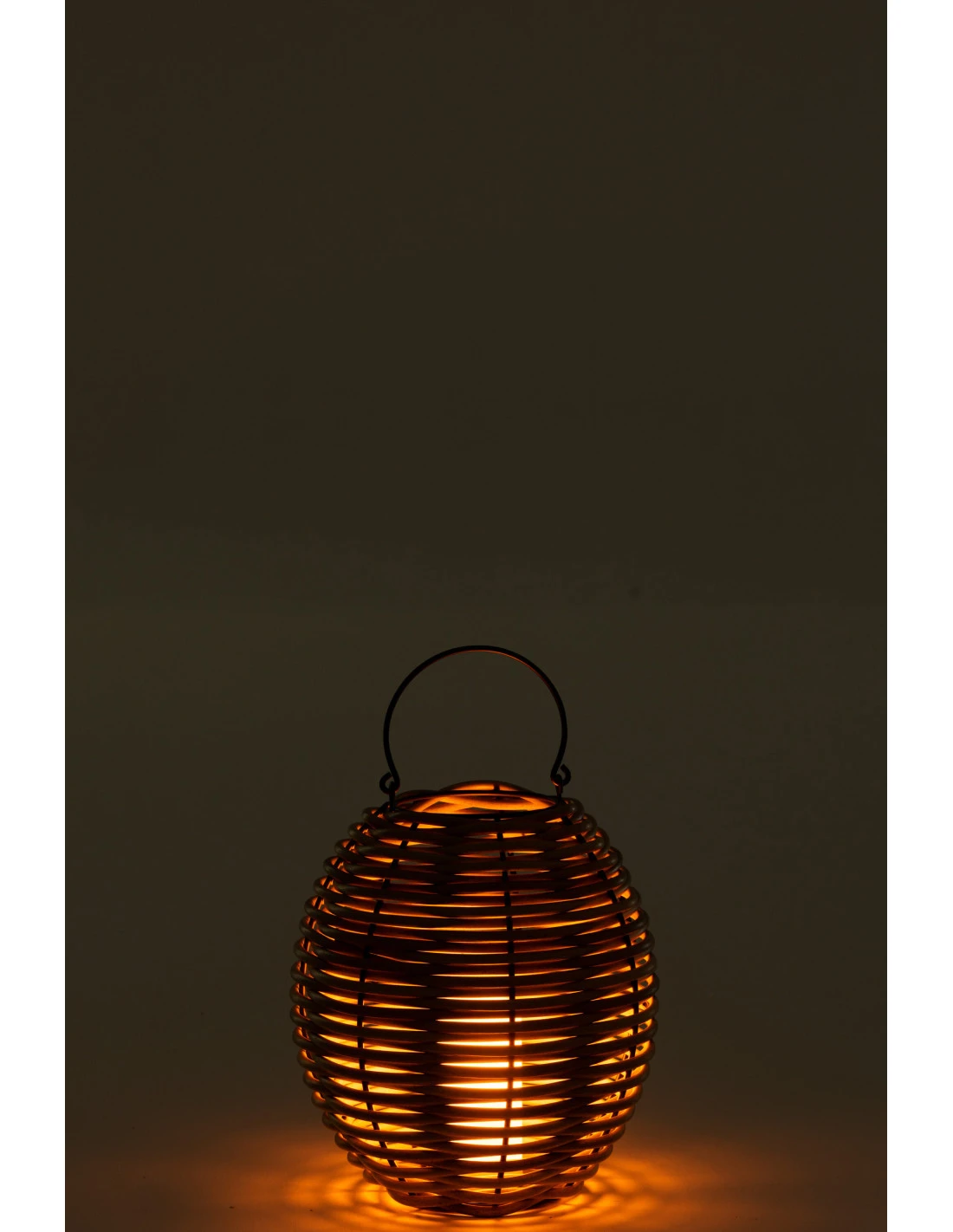 Lanterne Tissée En Plastique Naturel Avec LED De Petite Taille 4 Lanterne Tissée En Plastique Naturel Avec LED De Petite Taille – Image 4