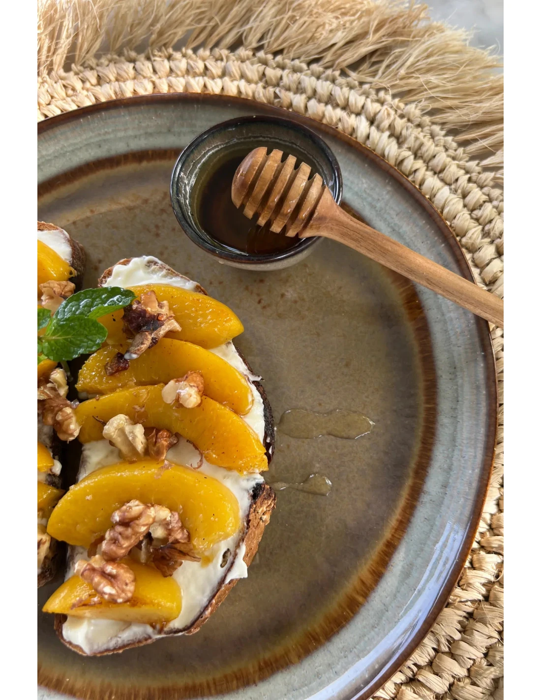 Le Rouleau à Miel Teak Root 2 Le Rouleau à Miel Teak Root – Image 2