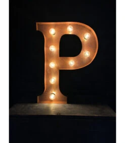 Lettre Lumineuse Métal "P" Couleur Rouille