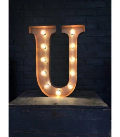 Lettre Lumineuse Métal "U" Couleur Rouille