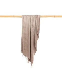 Plaid S'il Vous Plaid Velours - Beton Velvet 9 Plaid S'il Vous Plaid Velours - Beton Velvet -Magasin De Meubles De Qualité plaid s il vous plaid velours beton velvet 4