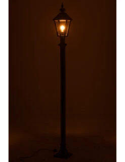 Poteau De Lanterne Extérieure En Fonte Noire -Magasin De Meubles De Qualité poteau de lanterne exterieure en fonte noire 2