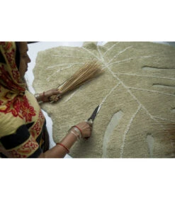 Lorena Canals Tapis Monstera Olive Coton 120/180 Cm Lavable En Machine -Magasin De Meubles De Qualité tapis monstera olive coton 120180 cm lavable en machine 11